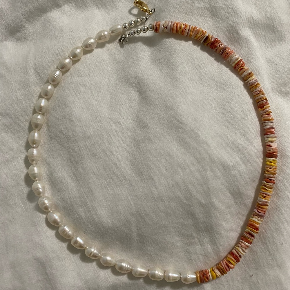 Hand made pearl necklace